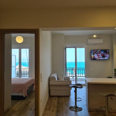 דירות לוטראקי Grace Seaside מראה חיצוני תמונה