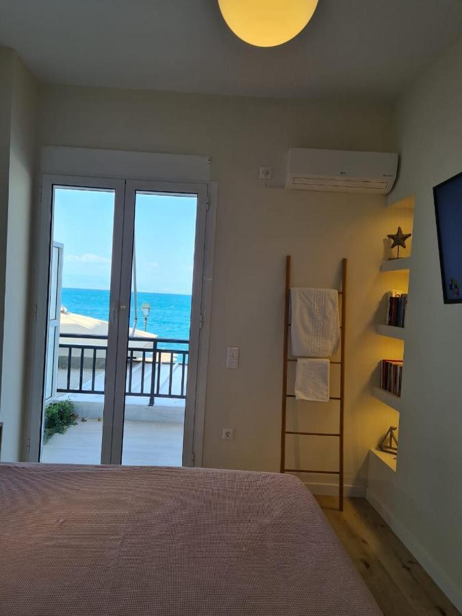 דירות לוטראקי Grace Seaside מראה חיצוני תמונה